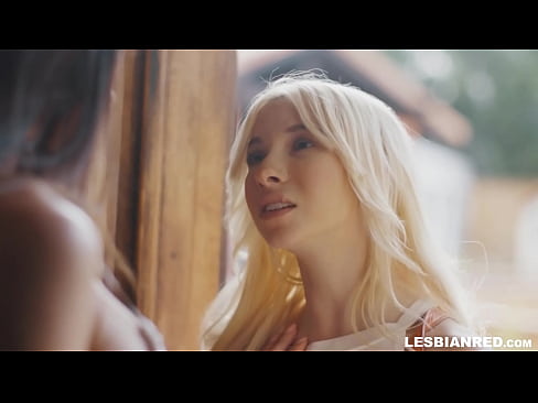 ❤️ Tyttö tulee kotiin muutamaa kuukautta myöhemmin ja päätyy syömään äitipuolensa pillua ☑ Pornovideo at fi.stroybassein.ru ❌❤